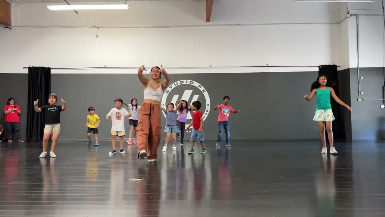 ››› STUDIO FX | [Kaylin Colon] | "[Turn My Swag On]" - [Soulja Boy]