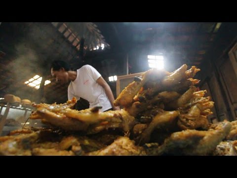 IKON KULINER NUSANTARA - Lezatnya Ayam Panggang Wonogiri. 