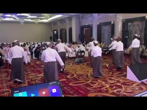 فرقة الزفة الحجازيه للفنون الشعبية لون الينبعاوي للحجز او للاستفسار تحت في الوصف