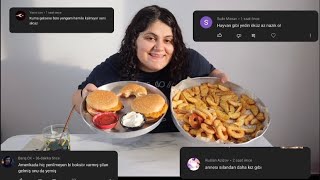 Annesi̇ Daha Kiz Gi̇bi̇ Kötü Yorumlari Okuyorum Türkçe Mukbang Hamburger-Patates Mukbang