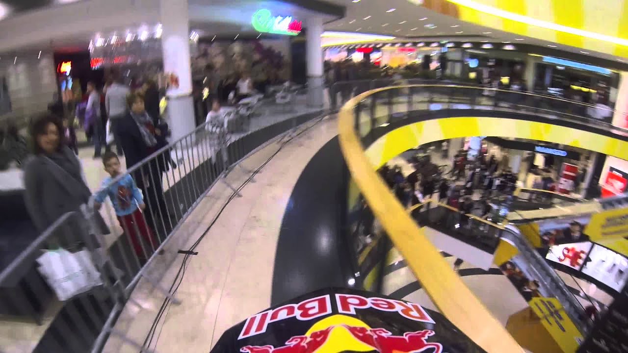 Video till Downhillcykling i ett varuhus