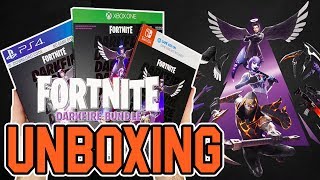 Fortnite Darkfire Bundle (Xbox One/PS4/Switch) Unboxing screenshot 4