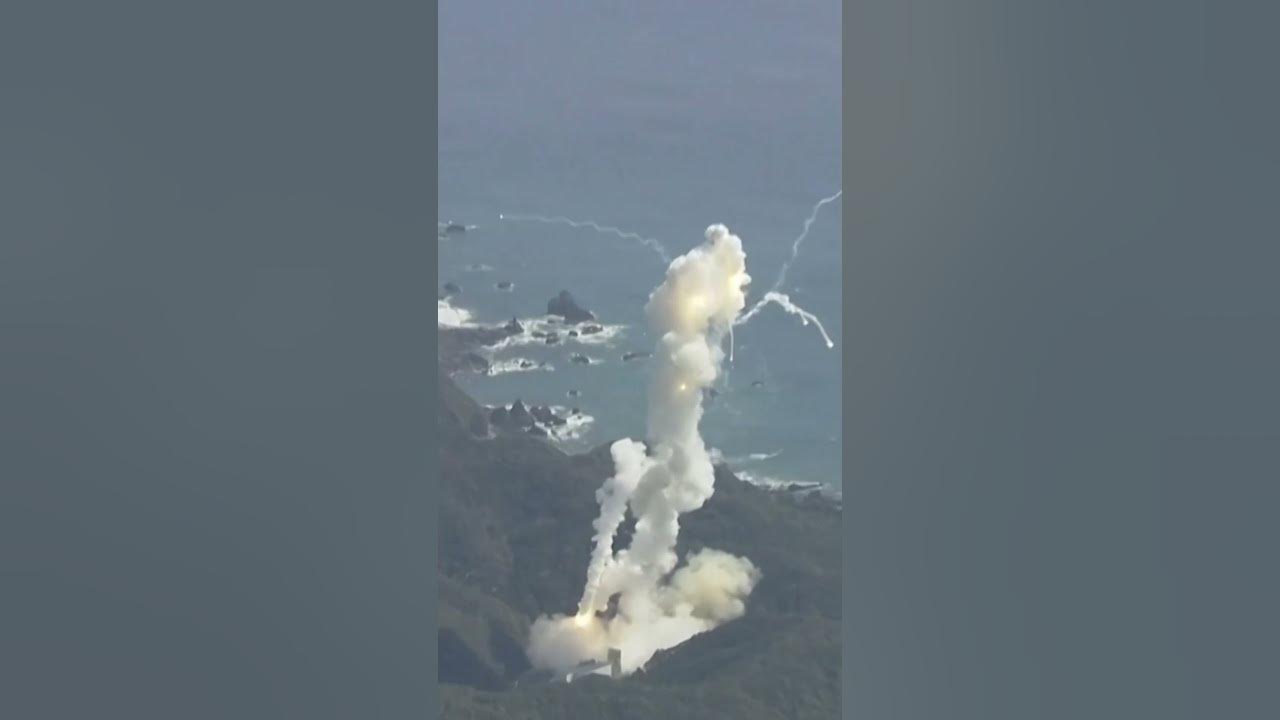 Japans first private sector rocket explodes moments after launch