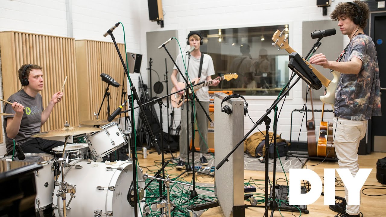 Crushed Beaks - Overgrown (DIY Session)