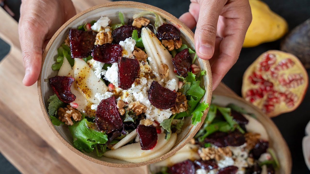 La meilleure salade d’automne 🍁 avec sa touche sucrée-salée… et du faux bacon !