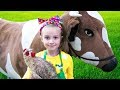 Old MacDonald Had A Farm | Super Simple Songs for children