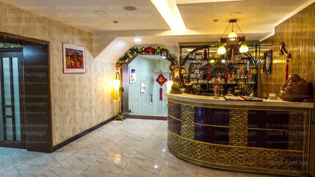 Chinese restaurant decorated in asian style timelapse hyperlapse.
