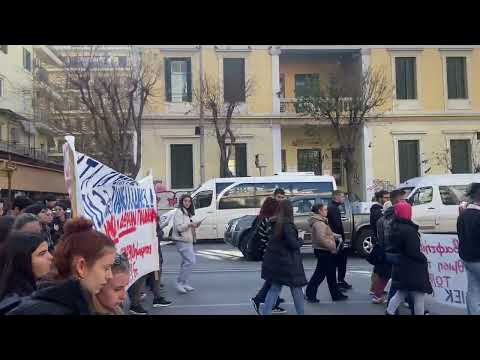 Πορεία κατά των ιδιωτικών Πανεπιστημίων στη Θεσσαλονίκη