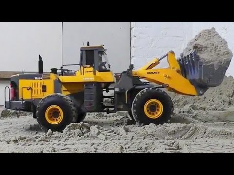 BIG WHEEL LOADER AT WORK, RC WHEEL LOADER, CONSTUCTION SITE! rc live ...