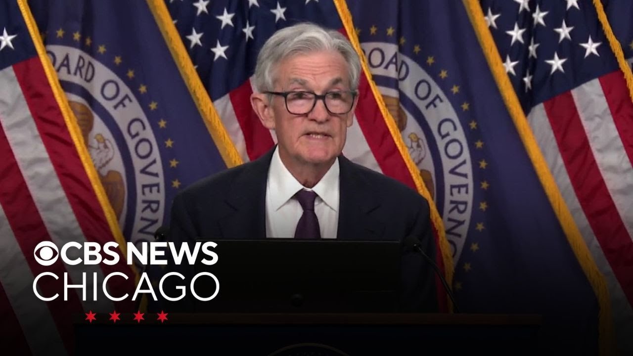 Federal Reserve leaves benchmark interest rate unchanged - YouTube