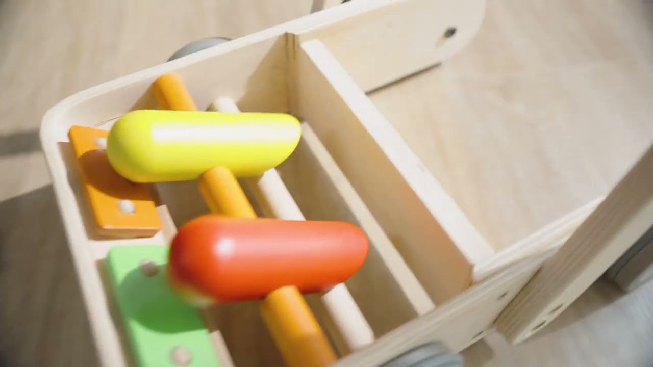 PlanToys | 5279 Musical Bird Walker