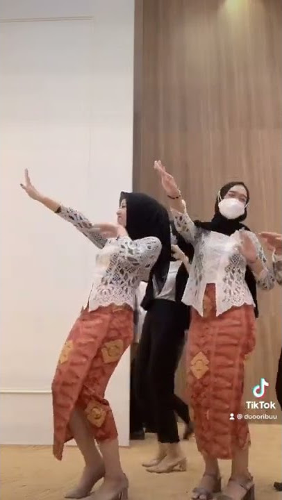 Goyang Tiktok Hot Bigo Live Tante gunung gede hot