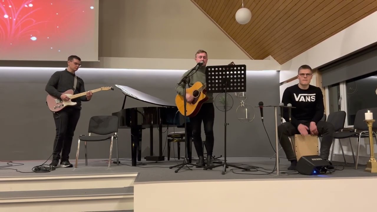 Krubban stendur tóm