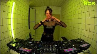 Isabelle Beaucamp | HÖR - February 15 / 2024