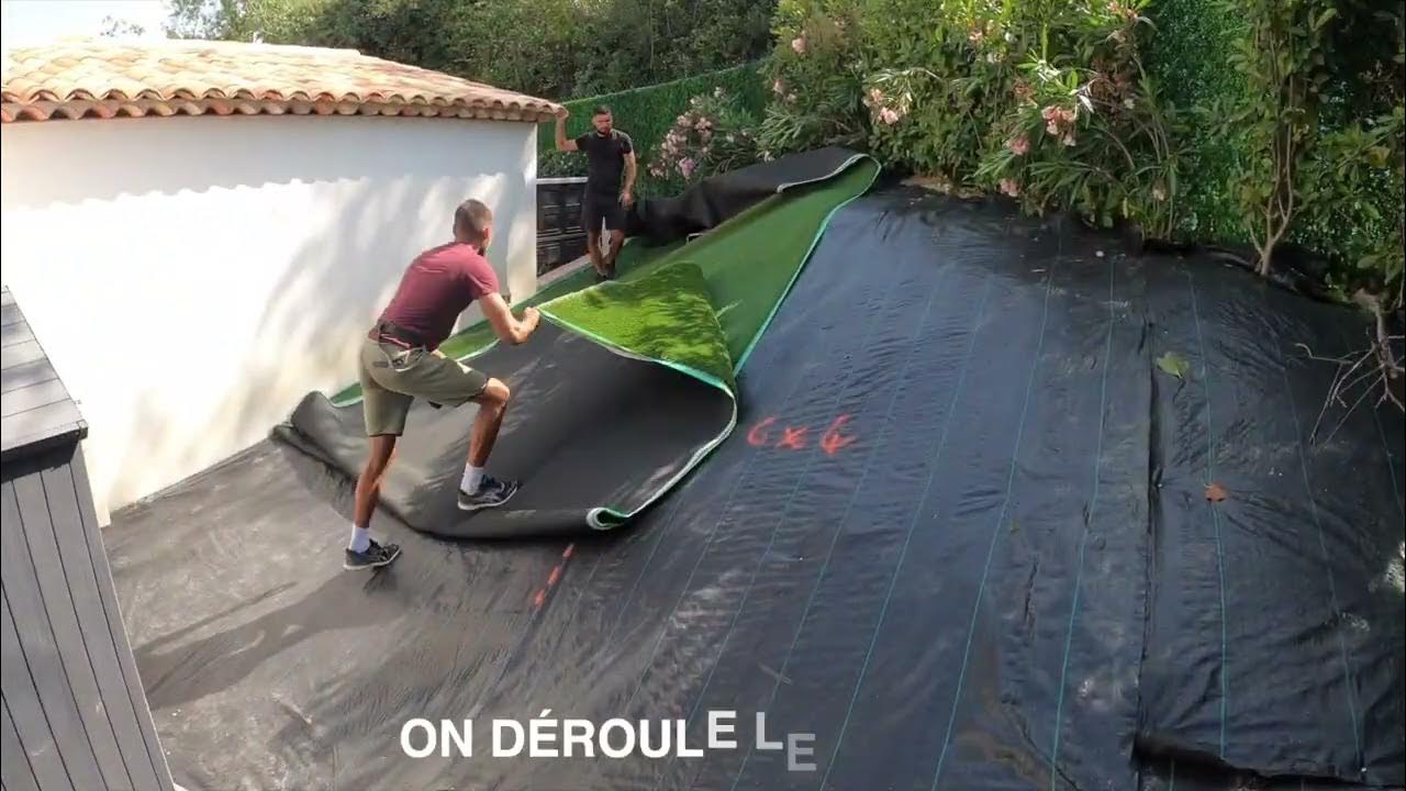 Installer de la pelouse synthétique sur un terrain en pente. Exemple sur  300m² à Saint Paul de Vence - YouTube