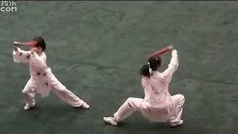 THÁI CỰC PHIẾN ĐỐI LUYỆN太极扇对练_