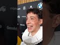 Sjekker skatten på rød løper: Herlig reaksjon fra Kyle Alessandro på Spellemannprisen