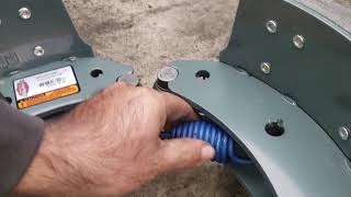 How to change brakes on semi truck Frightliner Cascadia, kenworth volvo