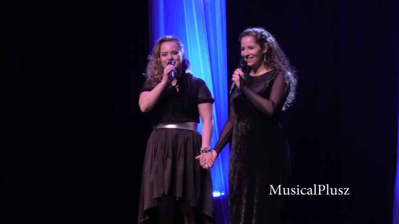 Vágó Bernadett és Vágó Zsuzsi: BAJBAN SOSE GYENGE A NŐ ( Rebecca )