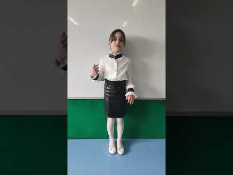 قصيدة عن الام تقديم الرائعة ريم زيدان الثاني أ المربية غادة عيساوي مدرسة الغزالي