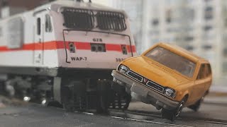 WAP7 HIT CAR | SMASHES IN SECOND | HO SCALE MODEL TRAIN | INDIAN RAILWAY