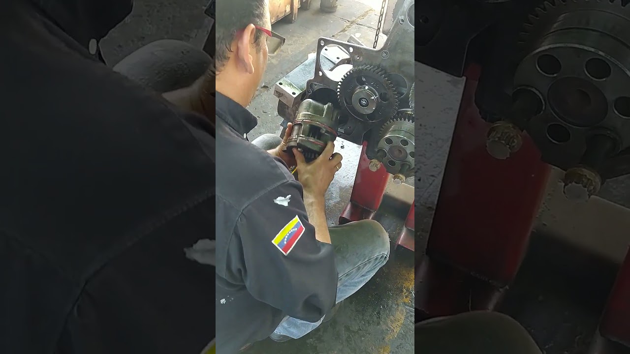 CUMMINS KTA-19 OIL PUMP