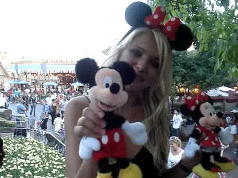 Miss Universe Romania 2009 @ Disneyland 1