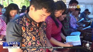 Dihari Natal, Ratusan Jemaat di Jambi Berdoa Agar Gereja Mereka Segera Dibuka Kembali