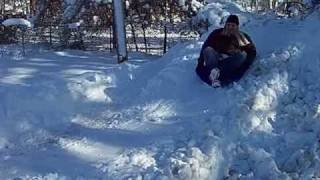 Blizzard 2010 - Home Made Sledding Hill (Rodrigo)