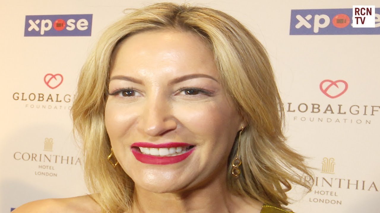 galaxy watch Laura Pradelska Interview Football For Peace Gala