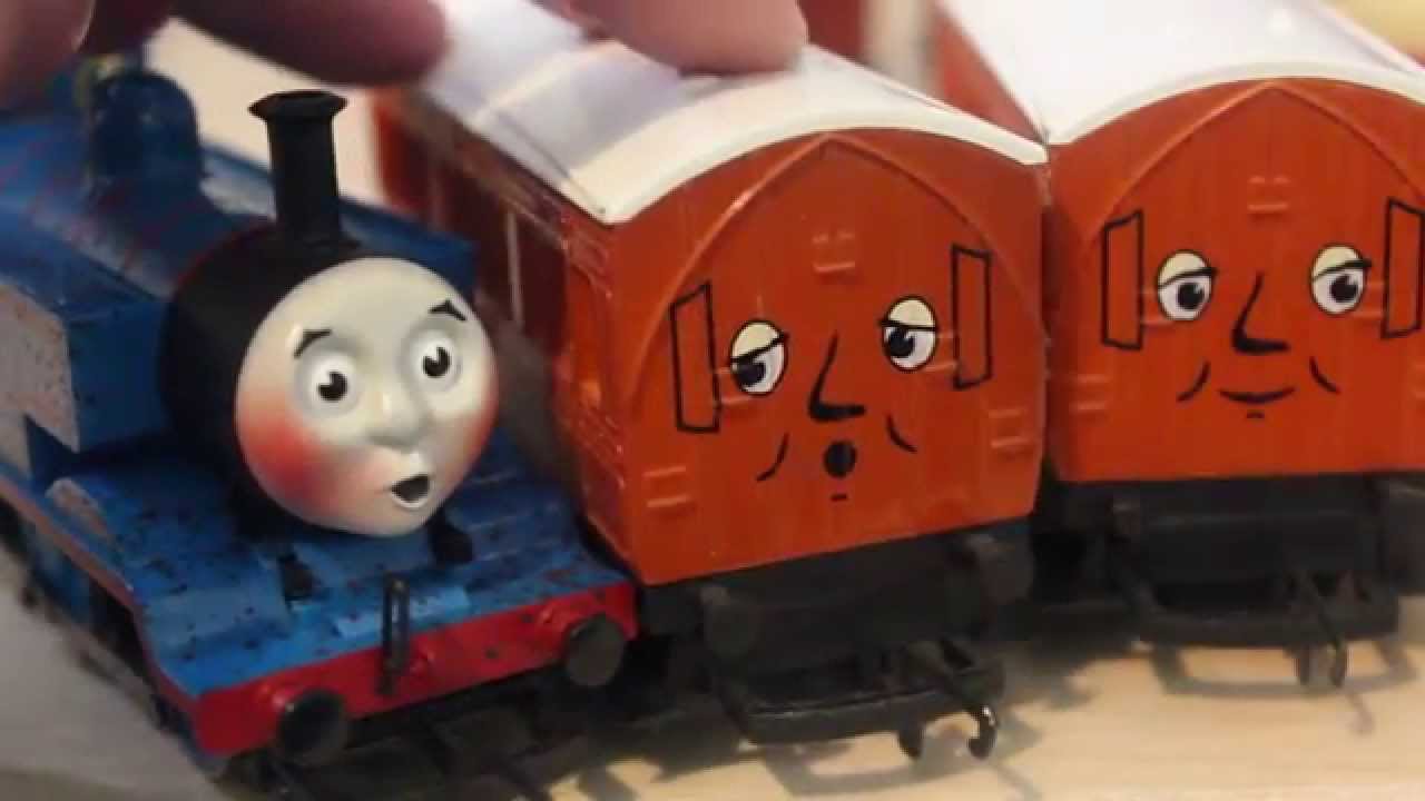 HD Thomas The Tank Engine Hornby Thomas Annie And Clarabel The hd-thomas-the-tank-engine-hornby-thomas-annie-and-clarabel-the