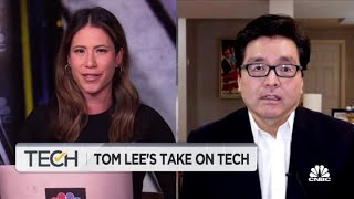 Tom Lee: Have to be aware that bitcoin will remain hyper volatile