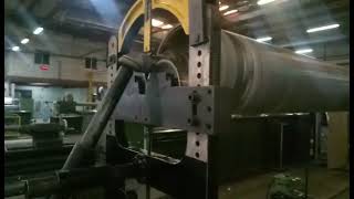 Paper roll balancing machine