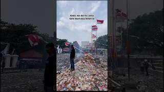 Sampah Berserakan Kondosi Alun Alun Pati Pasca Demontrasi