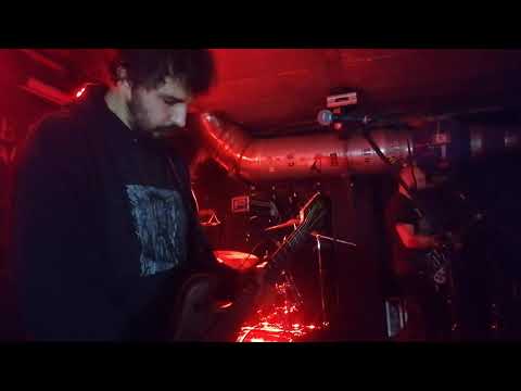 SPACESLUG- LIVE IN