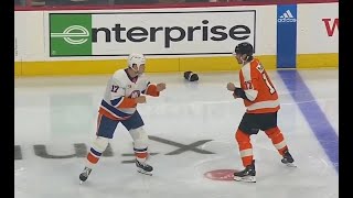 Zack MacEwen vs Matt Martin. 29 november, 2022