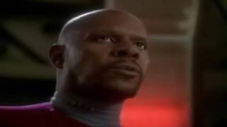 Star Trek DS9 vs Voyager which is better you decide