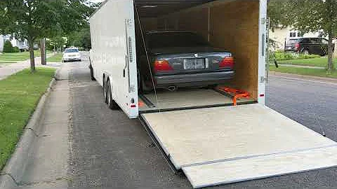Taking delivery of my 1992 Nissan Gloria Grand Tur...