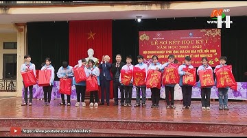 Tặng quà Tết cho giáo viên, học sinh có hoàn cảnh khó khăn