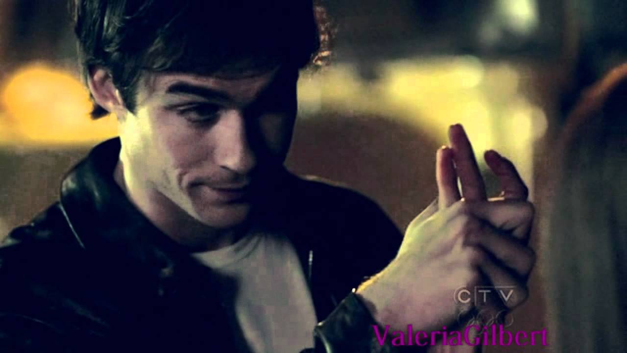 Деймон и Елена/ Damon&Elena - Рано на ты