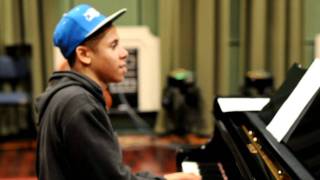 Abram Wilson Quartet - Reuben does a little bit of Glasper!