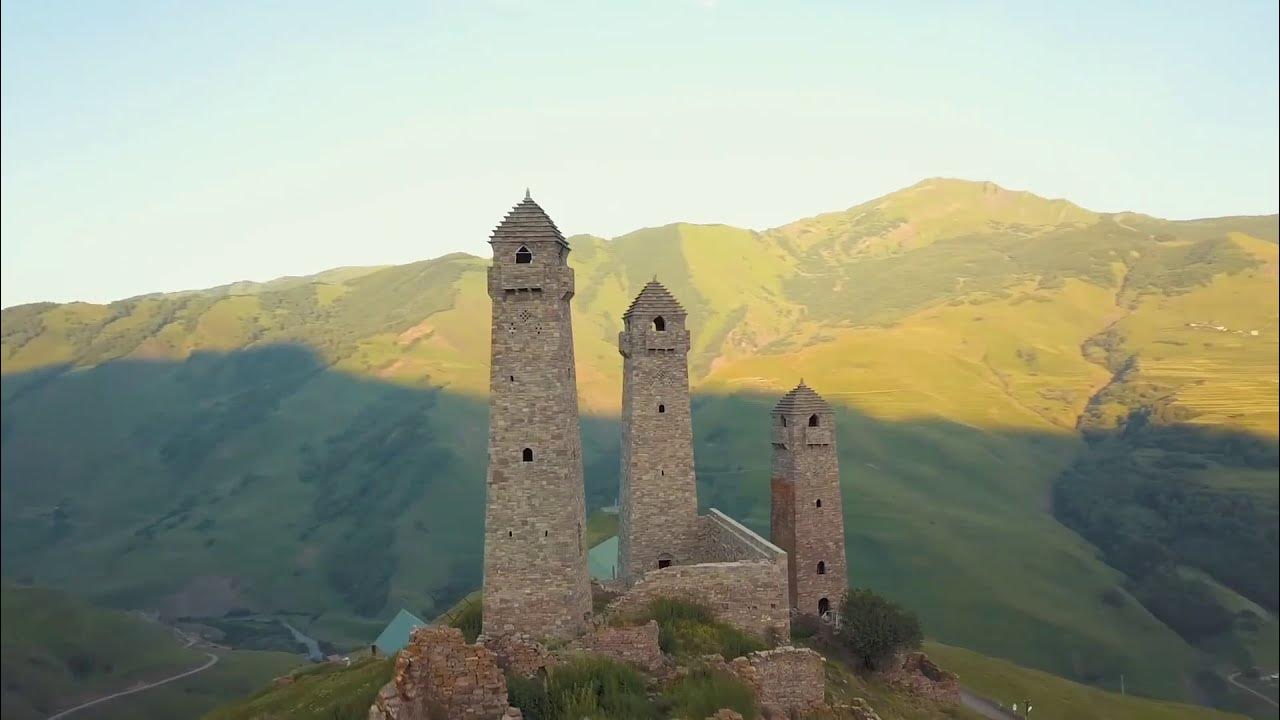 Даймохк киевская ул 22 фото. Чеченская культура. Село хакмадой чеченская республика. Чеченские башни. Ансамбль даймохк грозный.