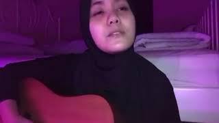 KOTAK HATI -Hujan cover by Najwa Latif