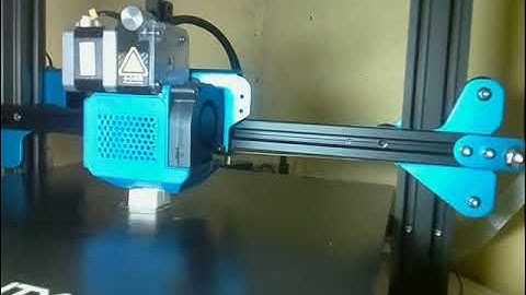 xyzCalibration_cube-CR-10-V3-PLA_W-custom-e15b15f | 3D Printed with AstroPrint