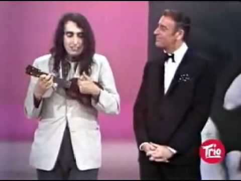 Tiny Tim - Tip Toe Through The Tulips (Live).mp4