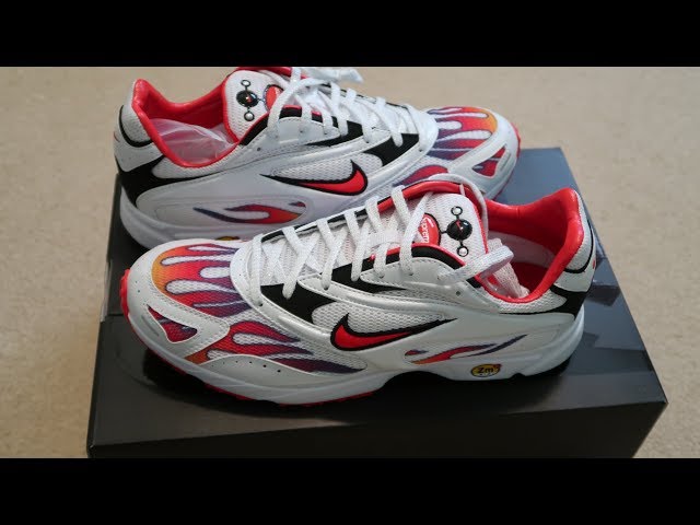 Supreme x Nike Zoom Streak Spectrum Plus Sneaker Unboxing - YouTube