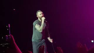 MAROON 5 - MAKES ME WONDER