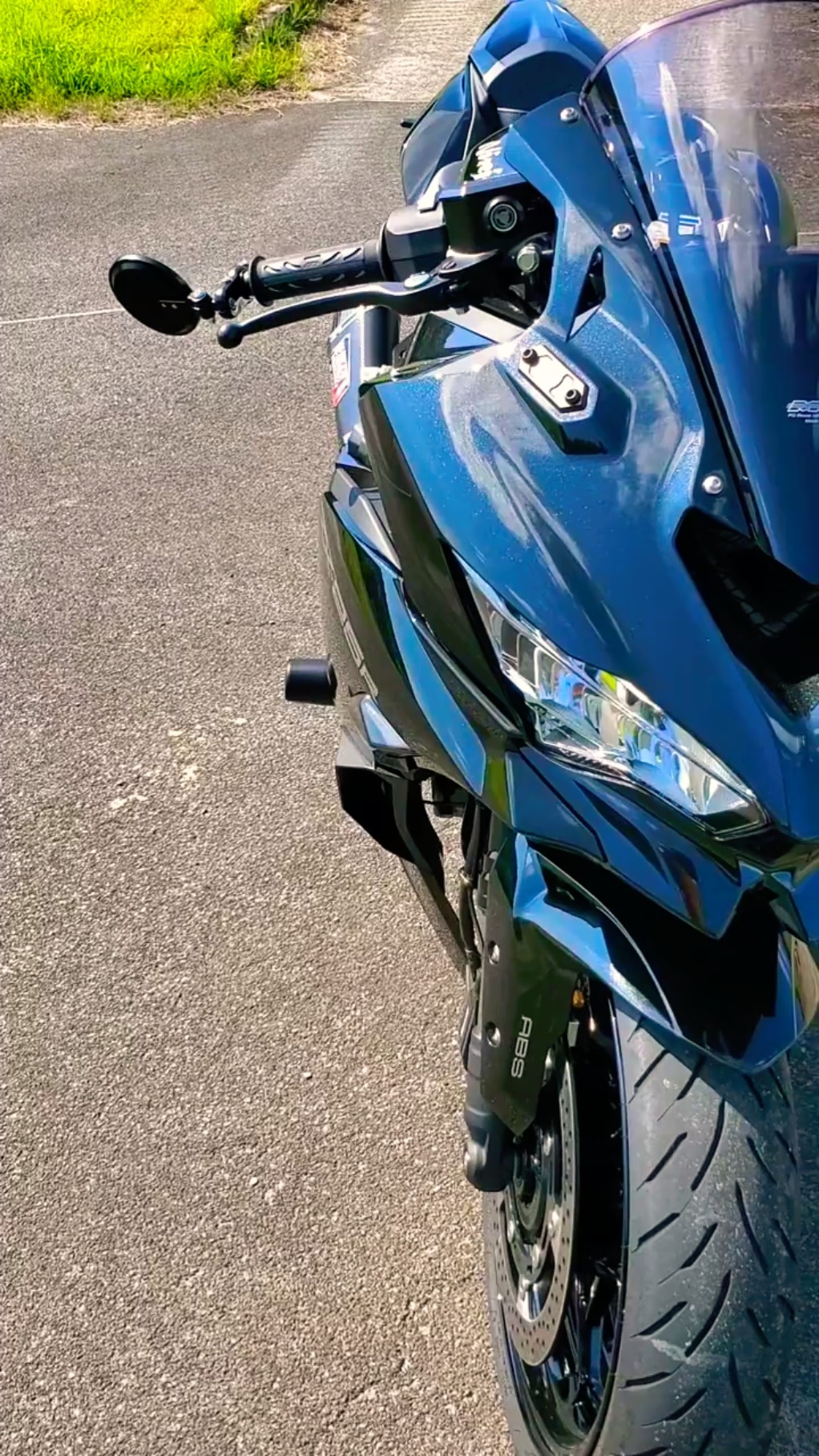 Ninja ZX-25R】バーエンドミラーにしますか？ - YouTube