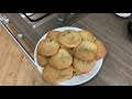 Delicious chewy chocolate chip cookies and secret how to make them either fluffy or spread out.