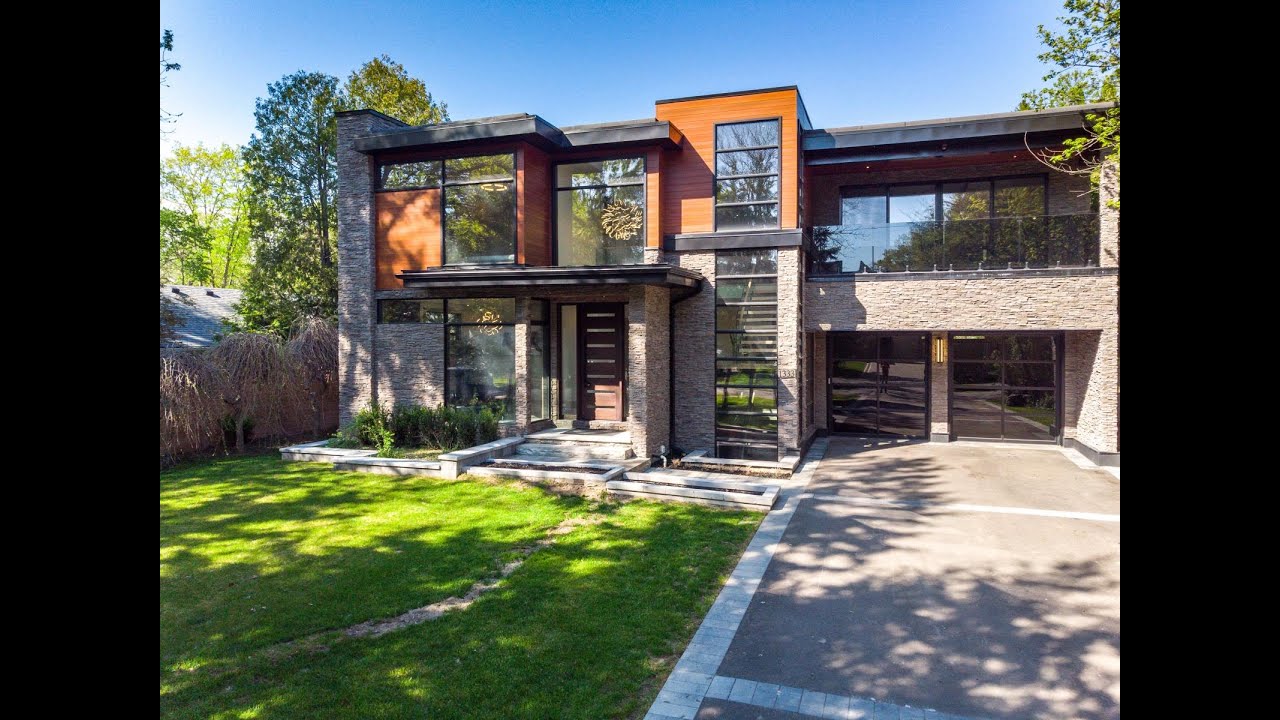 1333 Queen Victoria Avenue Mississauga Home for Sale - Real Estate Properties for Sale